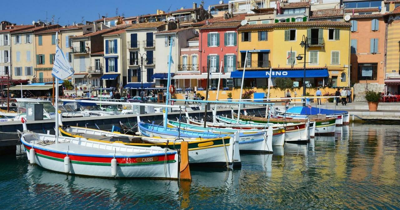 Les Barques, Vue Splendide Sur Le Port De Cassis Apartment Exterior photo